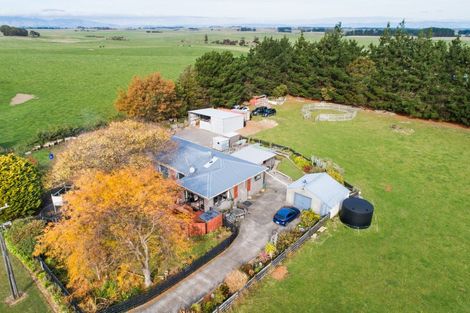 Photo of property in 1867 Makino Road, Halcombe, Feilding, 4779