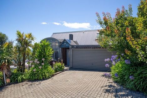 Photo of property in 22 Albert Road, Stepneyville, Nelson, 7010