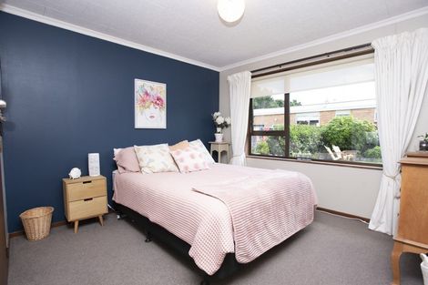 Photo of property in 72 Mackenzie Street, Winton, 9720