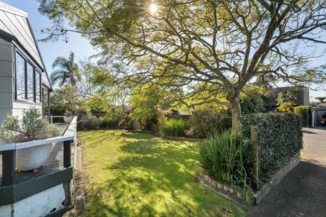 Photo of property in 125 Park Avenue, Whangamata, 3620
