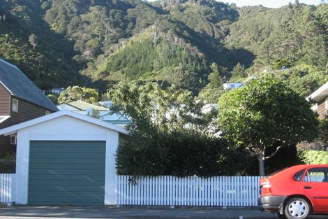 Photo of property in 87 Muritai Road, Eastbourne, Lower Hutt, 5013