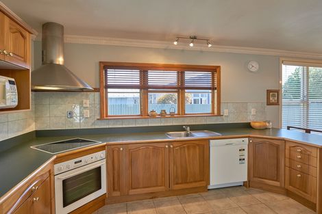 Photo of property in 38 South Street, West End, Palmerston North, 4410