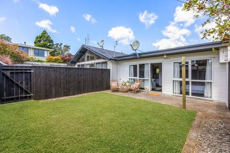 Photo of property in 14a Woodleigh Street, Frankleigh Park, New Plymouth, 4310