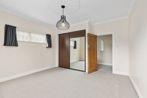 Photo of property in 37 Glamis Avenue, Strathmore Park, Wellington, 6022