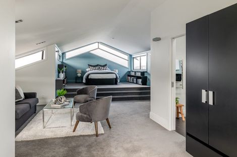 Photo of property in 14 Hinemoa Terrace, Birkenhead, Auckland, 0626