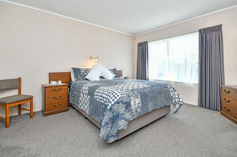 Photo of property in 33 Sheriff Place, Randwick Park, Auckland, 2105