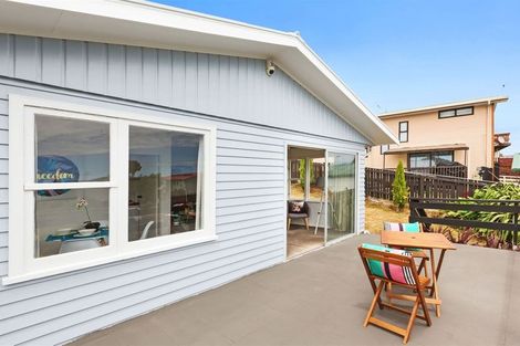 Photo of property in 129 Conclusion Street, Ascot Park, Porirua, 5024
