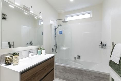 Photo of property in 49 Nottingham Street, Karori, Wellington, 6012