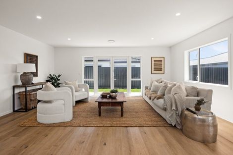 Photo of property in 15 Wai Whatu Street, Meeanee, Napier, 4110