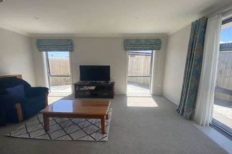 Photo of property in 59 Queen Charlotte Drive, Aotea, Porirua, 5024