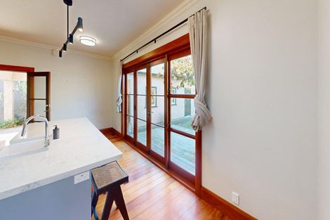 Photo of property in 10 Saint Johns Avenue, Palmerston North, 4414