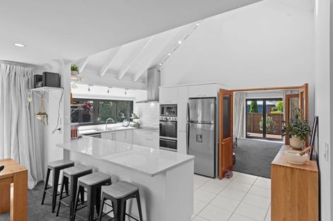 Photo of property in 50 Apsley Drive, Avonhead, Christchurch, 8042