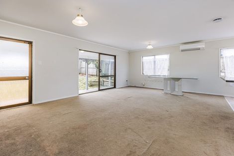 Photo of property in 2/55 Alfriston Road, Manurewa East, Auckland, 2102