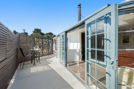 Photo of property in 10 Dowling Grove, Silverstream, Upper Hutt, 5019