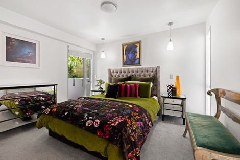 Photo of property in 10/74 Oriental Parade, Oriental Bay, Wellington, 6011