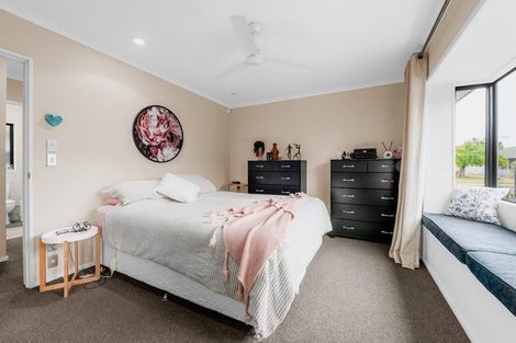 Photo of property in 9 Drake Place, Fairview Downs, Hamilton, 3214