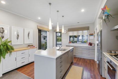 Photo of property in 47 Arahiwi Grove, Tirohanga, Lower Hutt, 5010