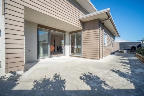 Photo of property in 21 Rosalie Terrace, Kelvin Grove, Palmerston North, 4414