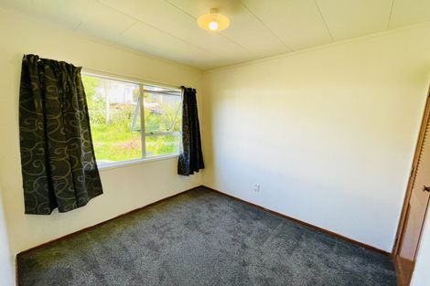Photo of property in 72 Kaipatiki Road, Glenfield, Auckland, 0629