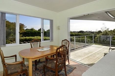 Photo of property in 295 Clarks Beach Road, Clarks Beach, Pukekohe, 2679