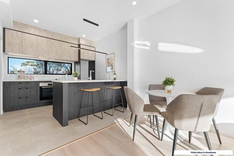 Photo of property in 6/18 Hetherington Road, Ranui, Auckland, 0612