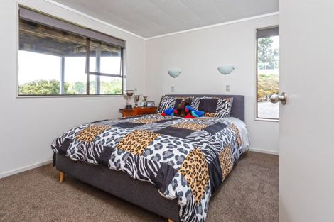 Photo of property in 9a Puriri Place, Whitianga, 3510