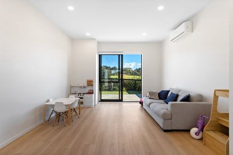 Photo of property in 63 Biokovo Street, Massey, Auckland, 0614