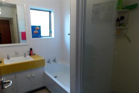 Photo of property in 3/12 Wood Street, Papakura, 2110