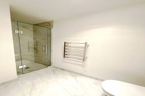 Photo of property in 10 Hokoteta Street, Mount Wellington, Auckland, 1062