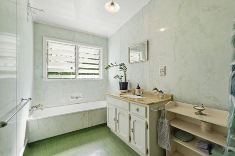Photo of property in 32 Mountain Road, Western Heights, Rotorua, 3015