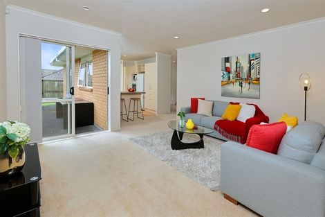 Photo of property in 3 Somerton Rise, Henderson, Auckland, 0612