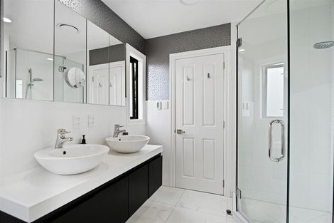 Photo of property in 127 Regent's Park Drive, Casebrook, Christchurch, 8051