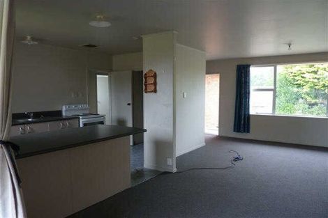 Photo of property in 35a Southsea Crescent, Silverdale, Hamilton, 3216