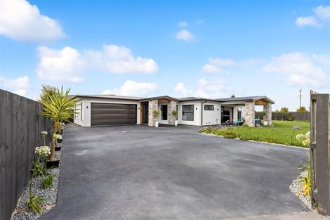 Photo of property in 10 Goodland Place, Rolleston, 7614