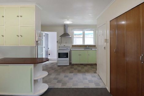 Photo of property in 4 Heather Grove, Fairfield, Lower Hutt, 5011