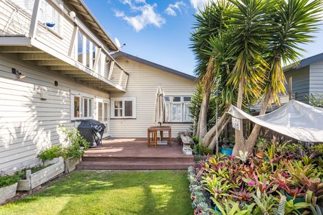 Photo of property in 125 Heretaunga Street, Palmerston North, 4414