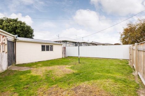 Photo of property in 1 Tararua Terrace, Cloverlea, Palmerston North, 4412