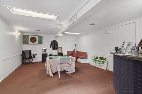 Photo of property in 43 Waitaki Street, Henderson, Auckland, 0612