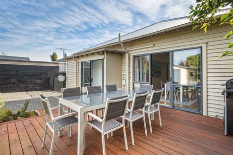 Photo of property in 48 Medway Street, Richmond, Christchurch, 8013