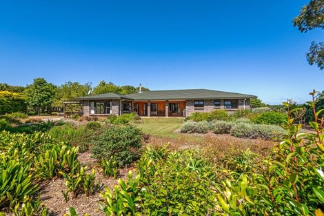 Photo of property in 168 Parewanui Road, Bulls, 4894
