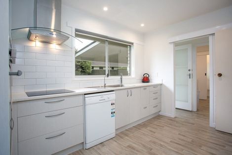 Photo of property in 5 Woodstock Crescent, Leamington, Cambridge, 3432