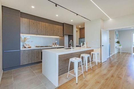 Photo of property in 29 Emerald Avenue, Rosehill, Papakura, 2113