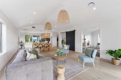 Photo of property in 7 Pihoihoi Close, Waikanae, 5036