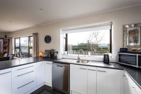 Photo of property in 32 Airport Drive, Bell Block, New Plymouth, 4373