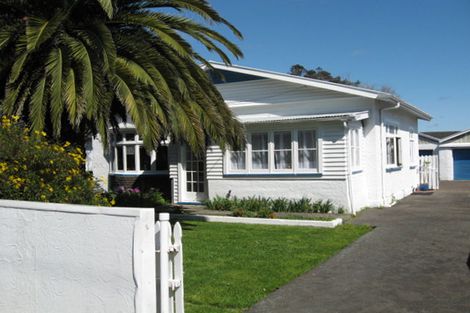 Photo of property in 46 Birdwood Road, Waterloo, Lower Hutt, 5011