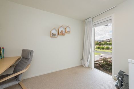 Photo of property in 6 Harold Place, Stoke, Nelson, 7011