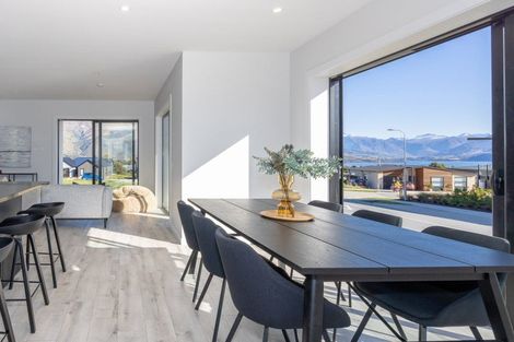Photo of property in 27 The Heights Avenue, Wanaka, 9305