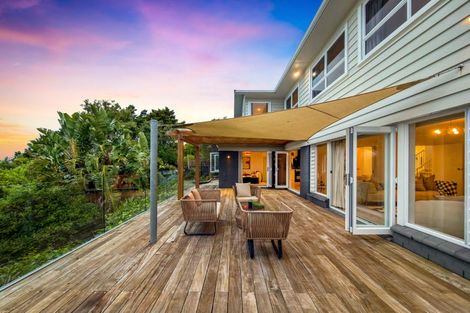 Photo of property in 90 Exmouth Road, Northcote, Auckland, 0627