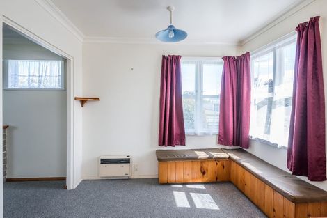 Photo of property in 15 Bledisloe Street, Levin, 5510