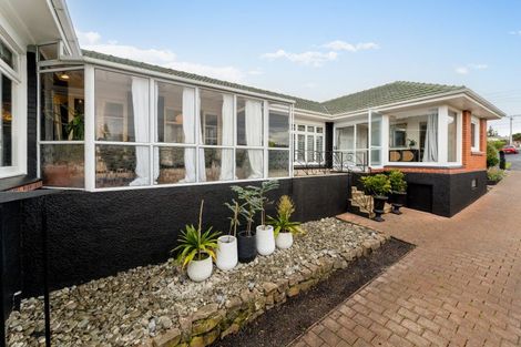 Photo of property in 43 Duckworth Street, Andersons Bay, Dunedin, 9013